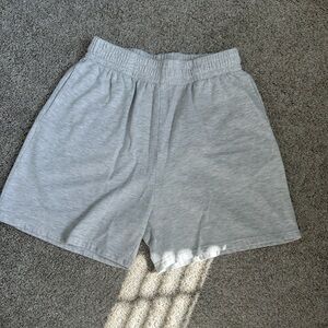 GARAGE Shorts